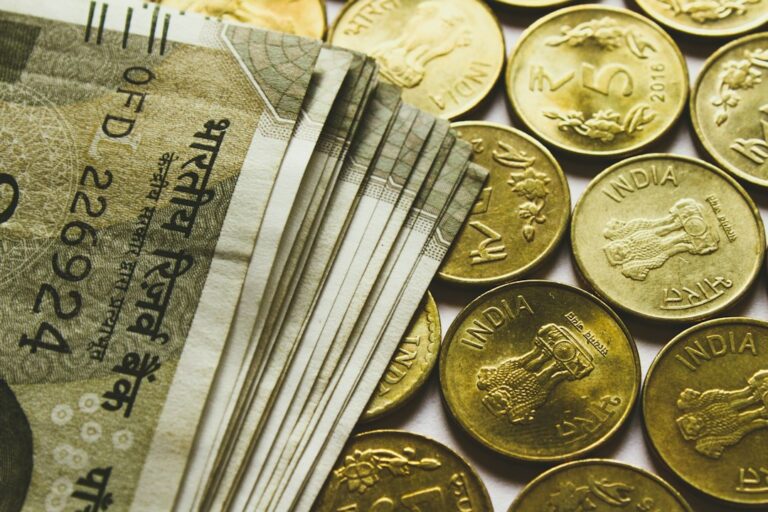 HDFC Bank Q2 profit – Indian rupee coins and banknotes